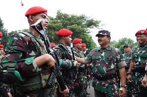 Menpan RB Kaji Penambahan Perwira Tinggi di TNI dan Polri